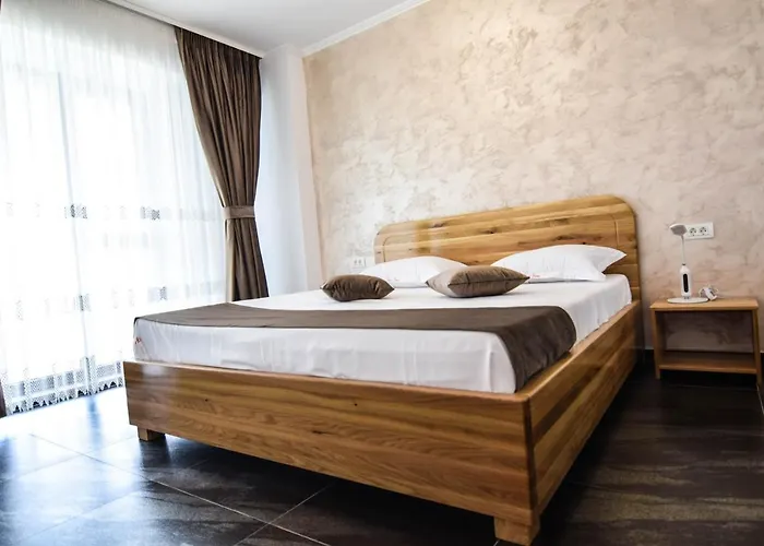 Victor 701 Apartment